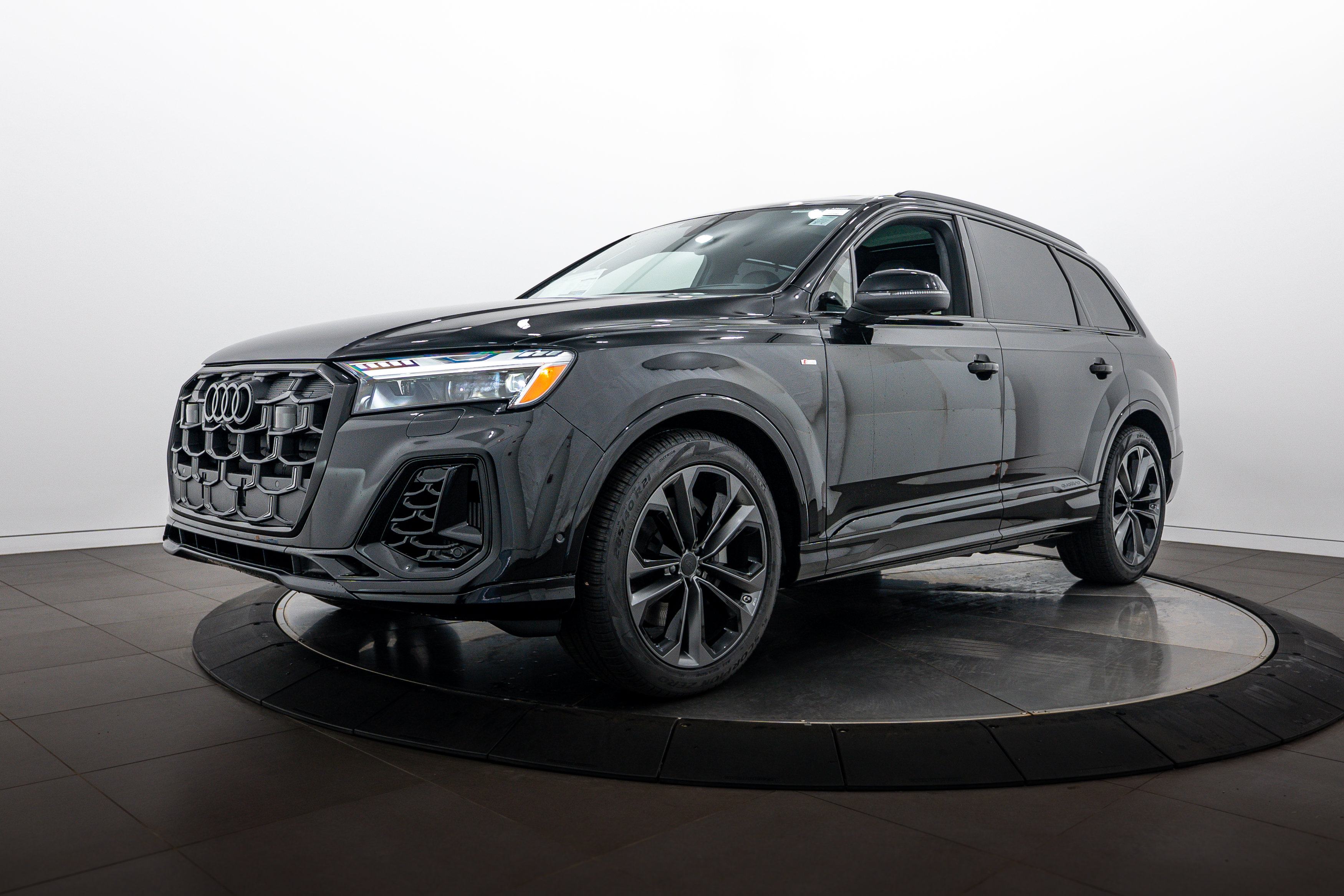 New 2026 Audi Q7 3.0T Prestige AWD/4WD image 7