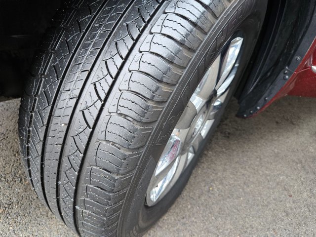 Used 2015 Buick Enclave Leather FWD image 19