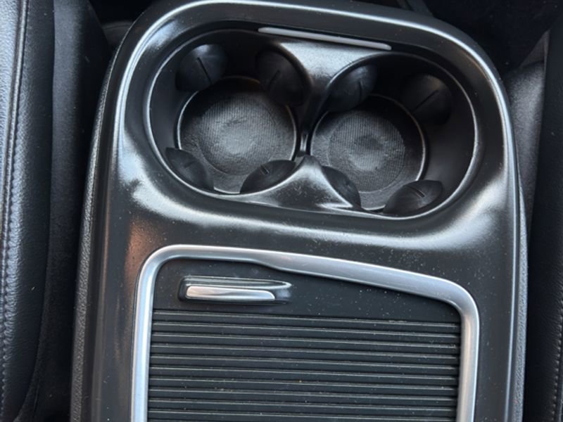 Used 2020 Chrysler Pacifica Touring-L Plus w/ Advanced Safetytec Group image 22