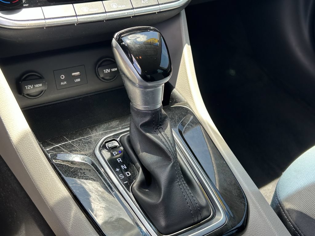 Used 2017 Hyundai Ioniq Blue FWD image 27
