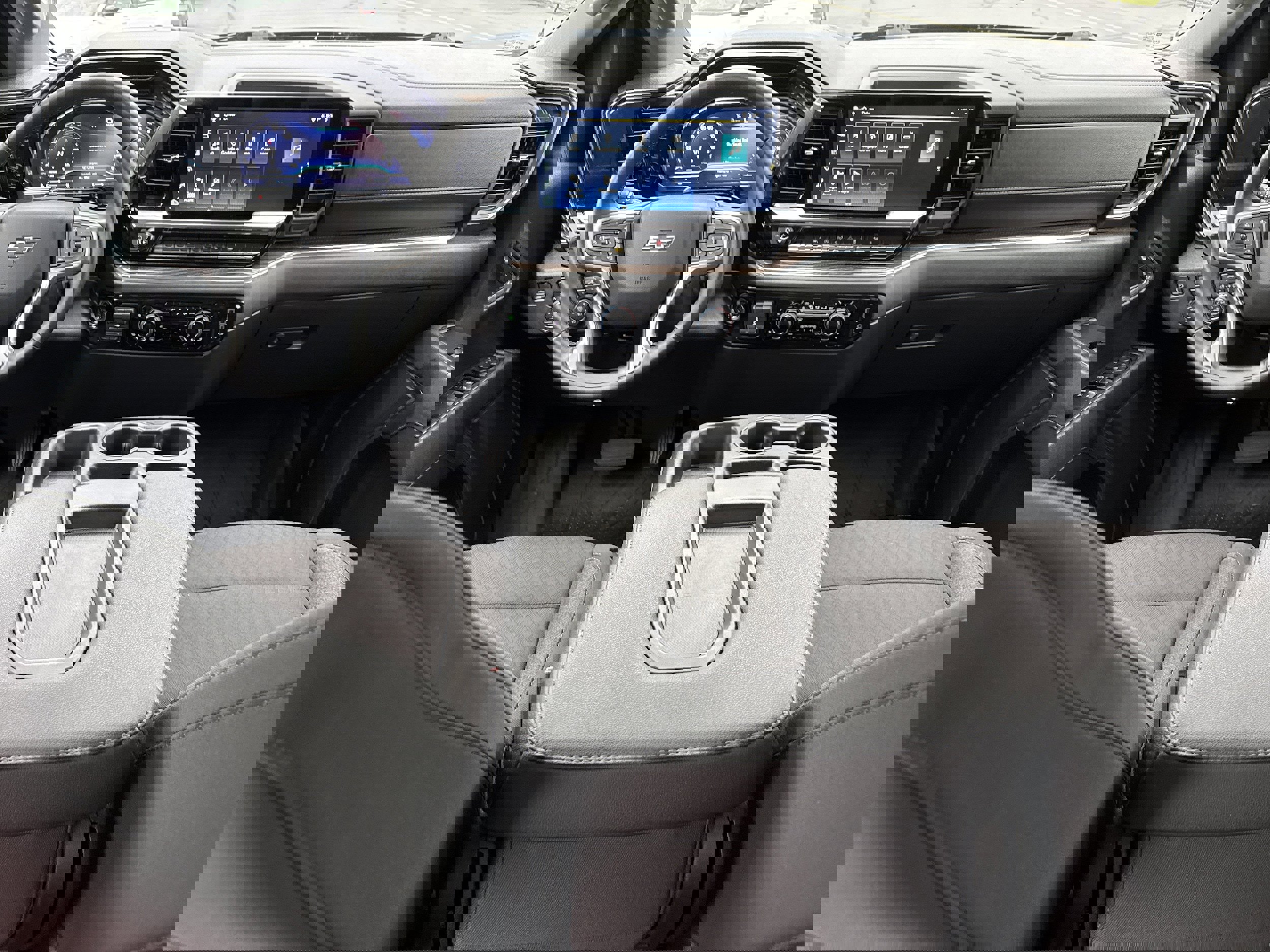 Used 2024 Chevrolet Silverado 1500 RST image 17