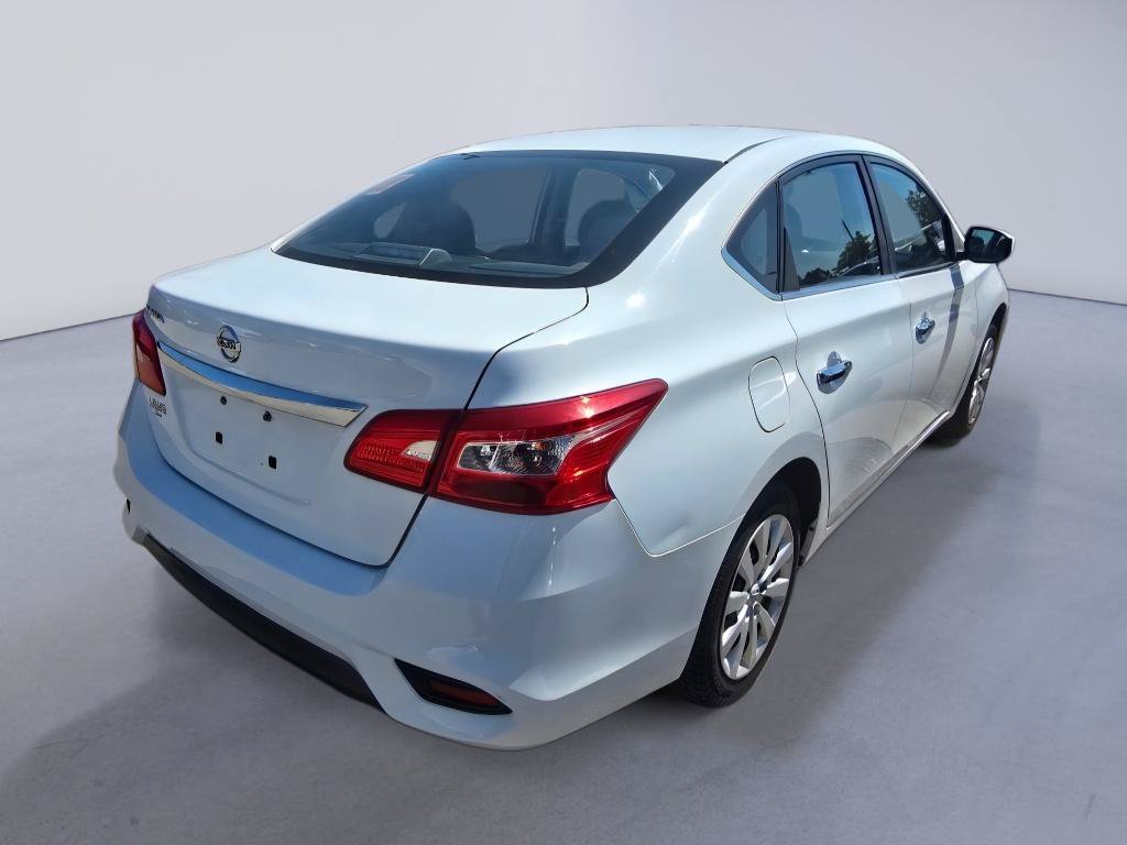 Used 2018 Nissan Sentra S FWD image 5