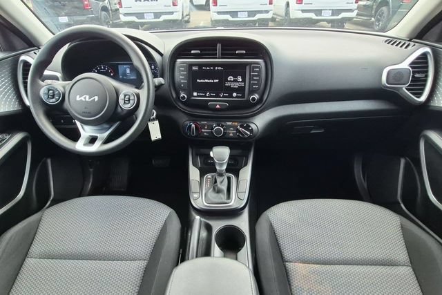 Used 2022 Kia Soul LX FWD image 22