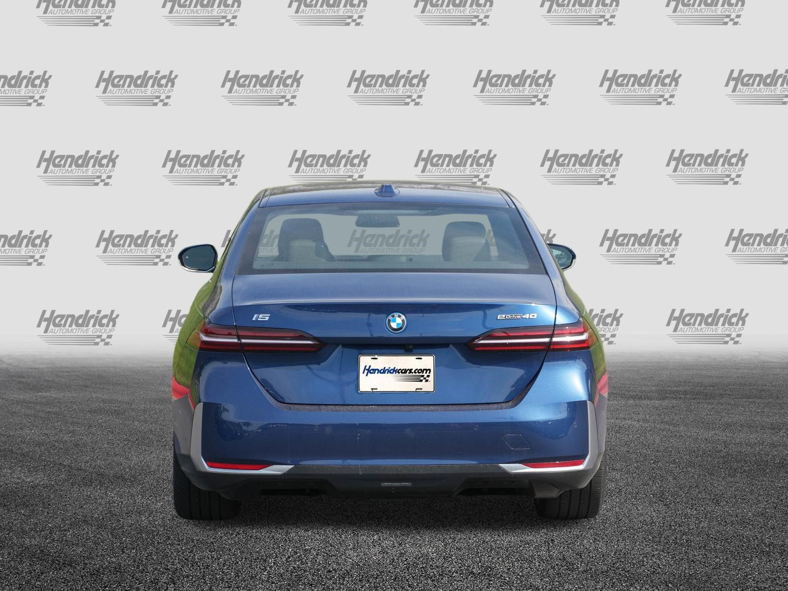 Certified 2024 BMW i5 eDrive40i w/ Convenience Package RWD image 7