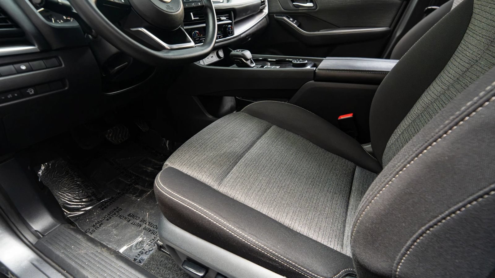 Used 2023 Nissan Rogue SV AWD/4WD image 31