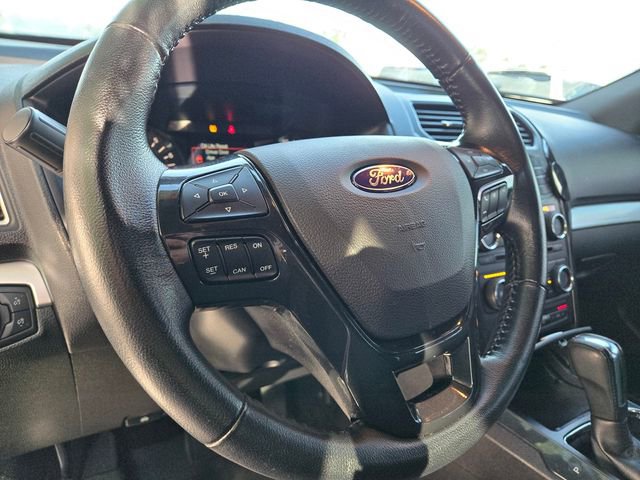 Used 2017 Ford Explorer XLT image 17