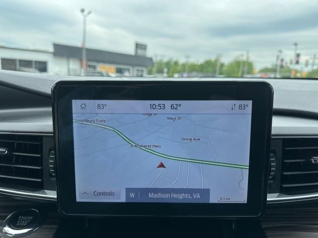 Used 2023 Ford Explorer Limited AWD/4WD image 18