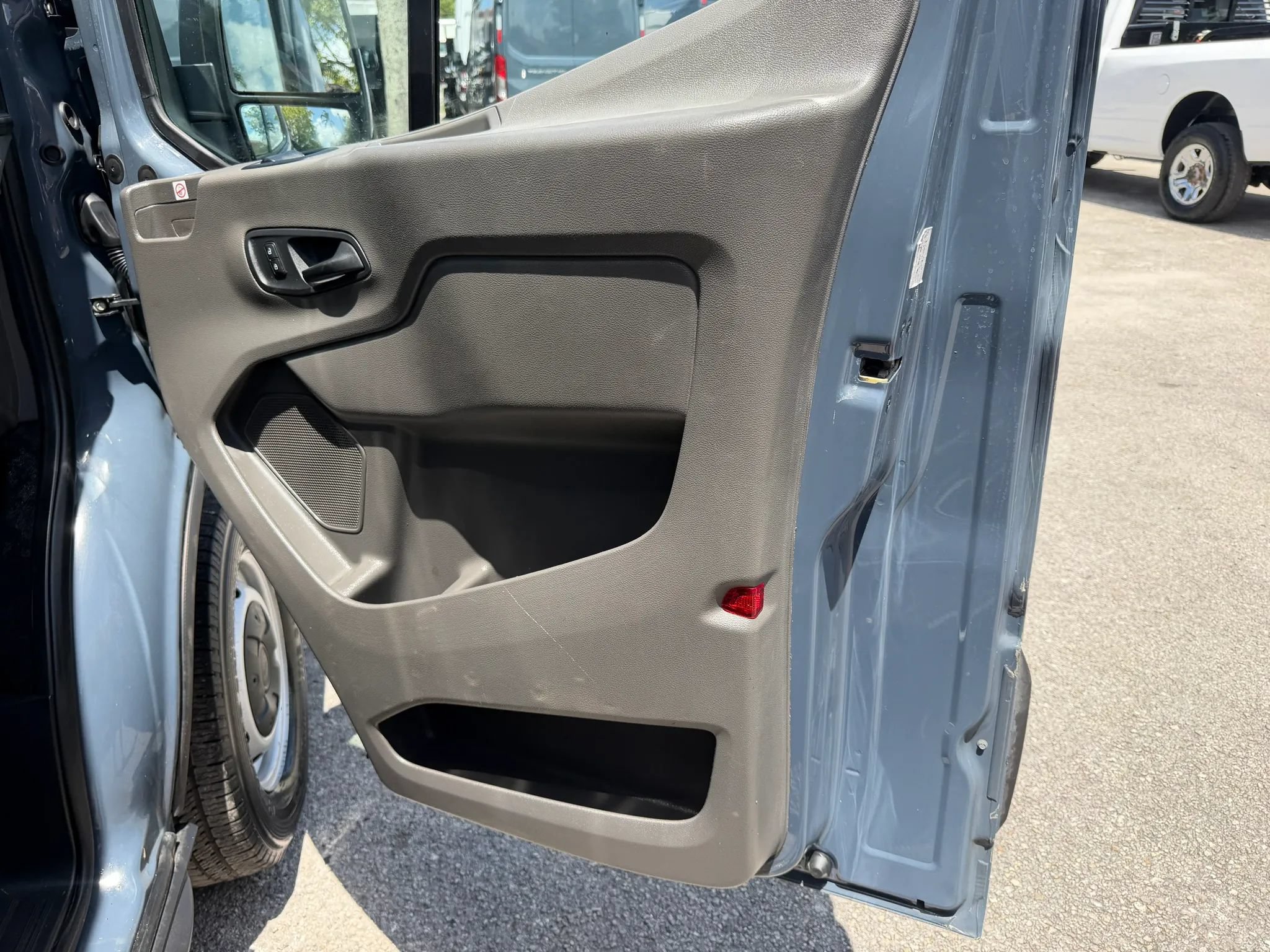 Used 2020 Ford Transit 250 148 High Roof Extended RWD image 16