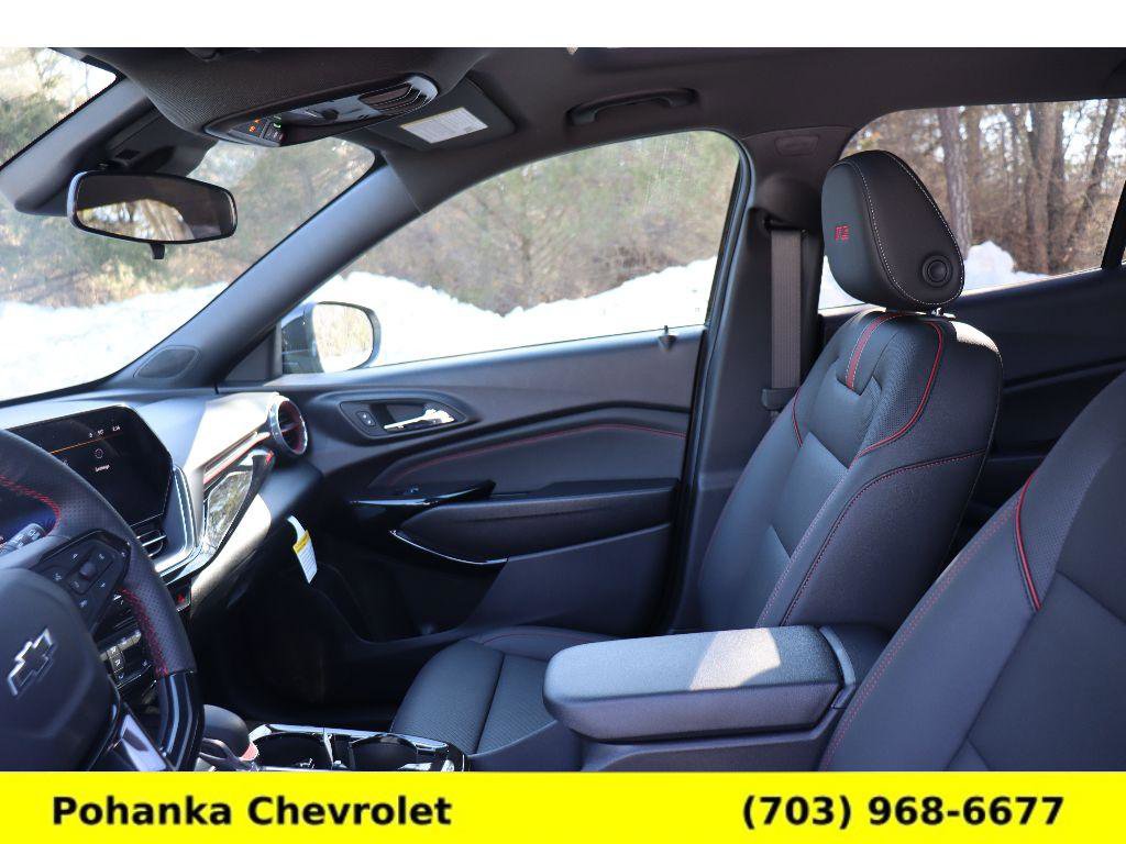 New 2026 Chevrolet Trax RS w/ Sunroof Package FWD image 26