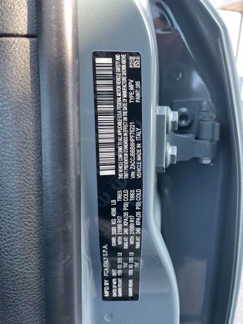 Used 2017 Jeep Renegade Latitude w/ Popular Equipment Group AWD/4WD image 22