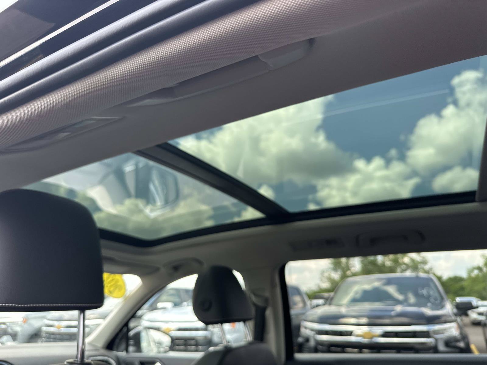 Used 2021 Volkswagen Tiguan S AWD/4WD image 13