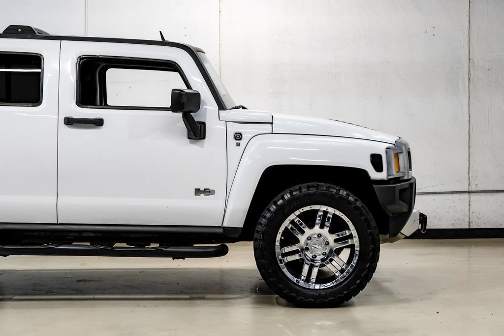 Used 2009 HUMMER H3 AWD/4WD image 12