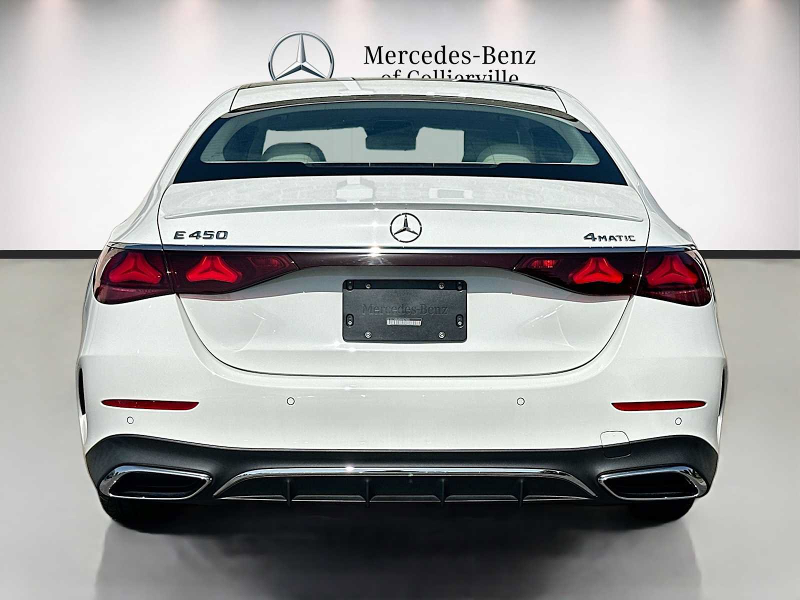 Used 2024 Mercedes-Benz E 450 4MATIC Sedan w/ Winter Package image 6