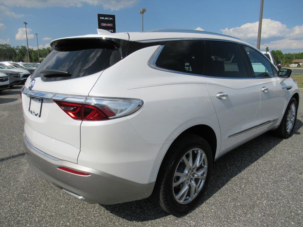 Used 2023 Buick Enclave Premium w/ Experience Buick Package image 7