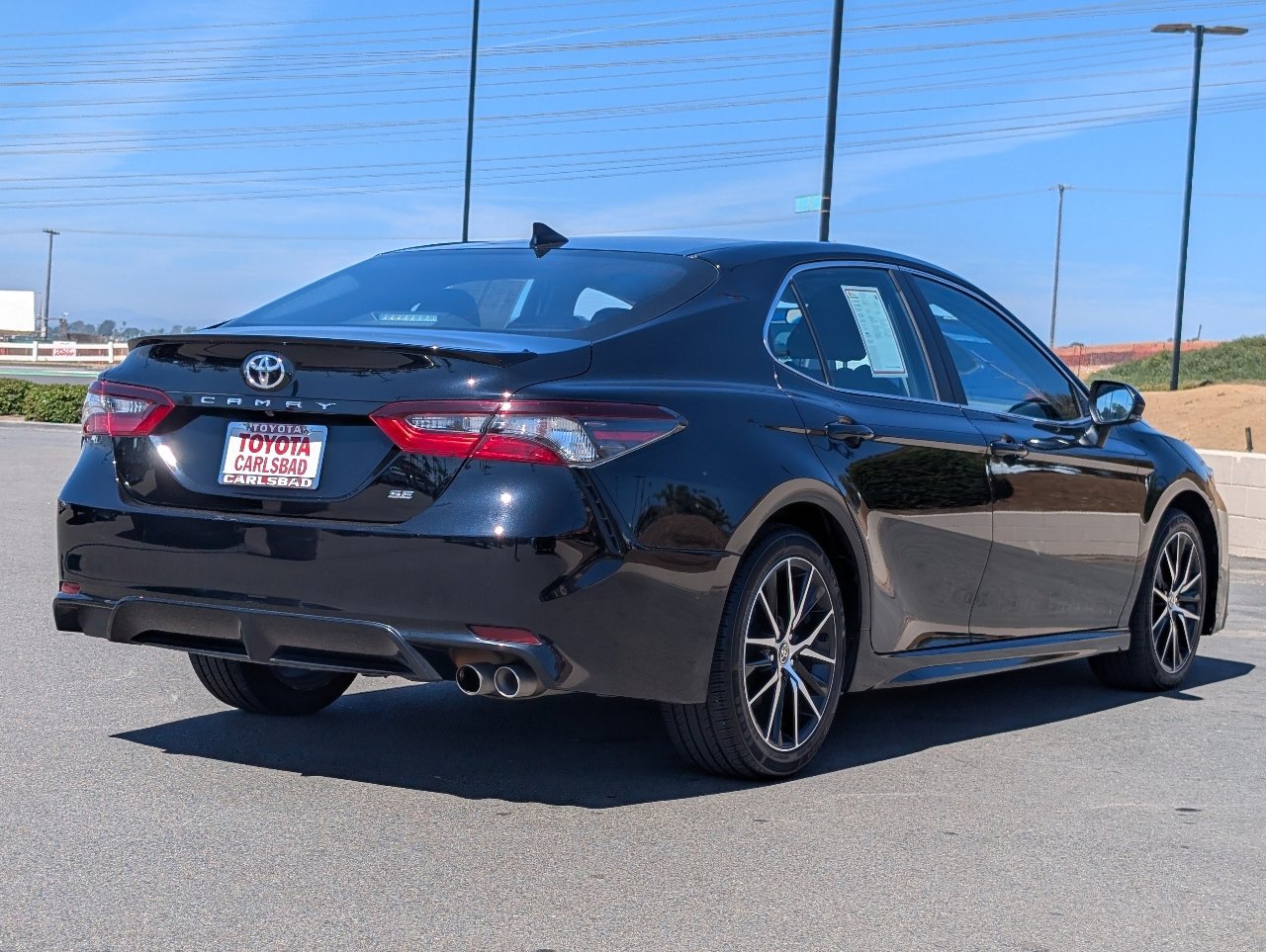 Used 2023 Toyota Camry SE image 13