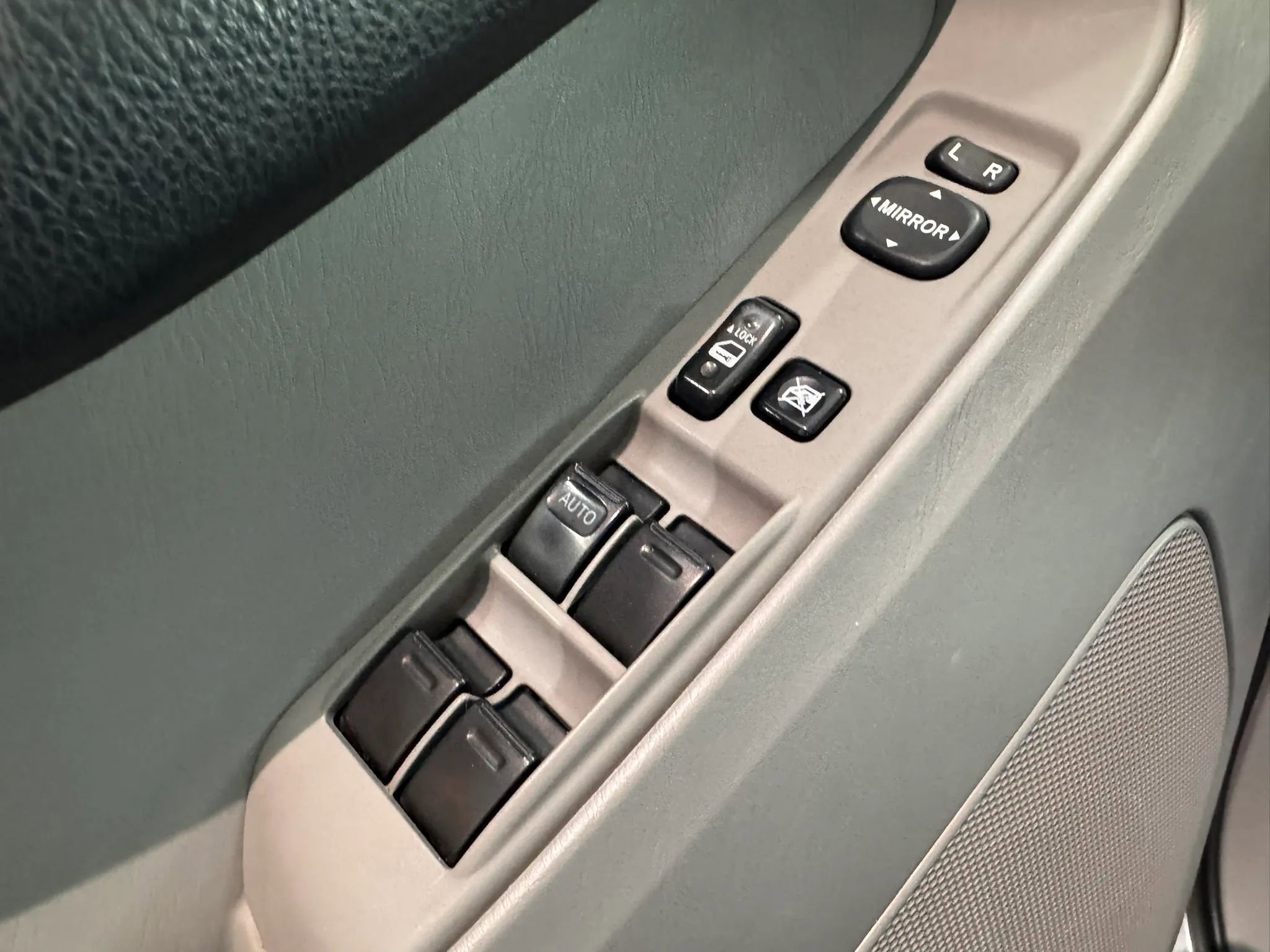 Used 2007 Toyota 4Runner Sport image 21