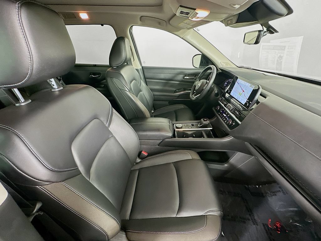 Certified 2023 Nissan Pathfinder SL w/ SL Premium Package AWD/4WD image 39