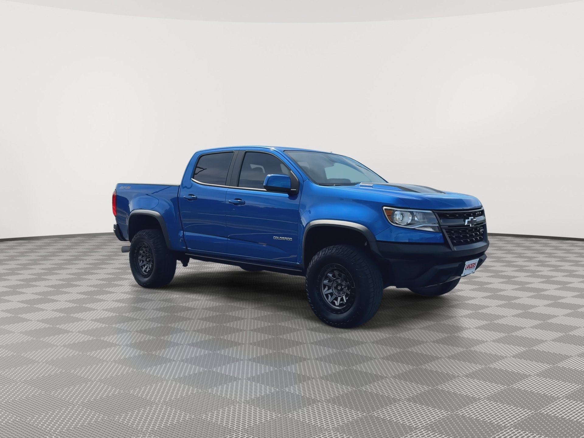 Used 2018 Chevrolet Colorado ZR2 AWD/4WD image 2