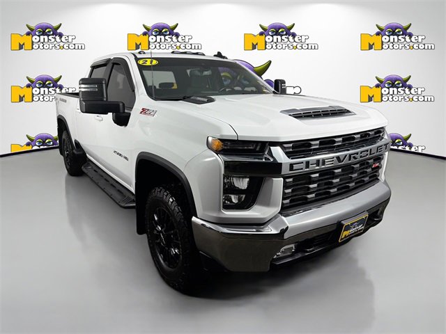 Used 2021 Chevrolet Silverado 2500 LT w/ Convenience Package image 3