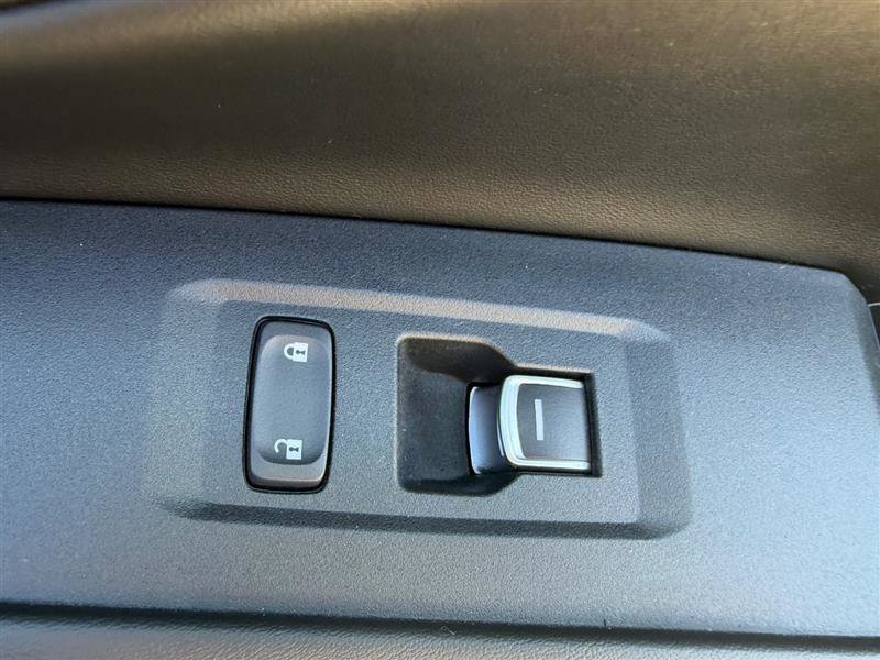 Used 2023 Honda Accord EX image 32