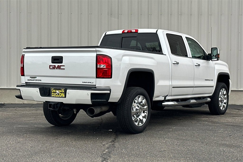 Used 2018 GMC Sierra 2500 Denali w/ Duramax Plus Package image 4