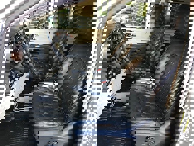 Used 2018 Chrysler Pacifica Touring-L image 6