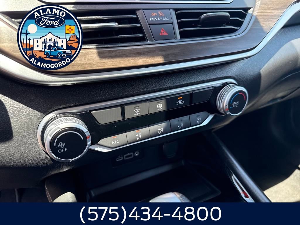 Used 2023 Nissan Altima 2.5 SV image 11