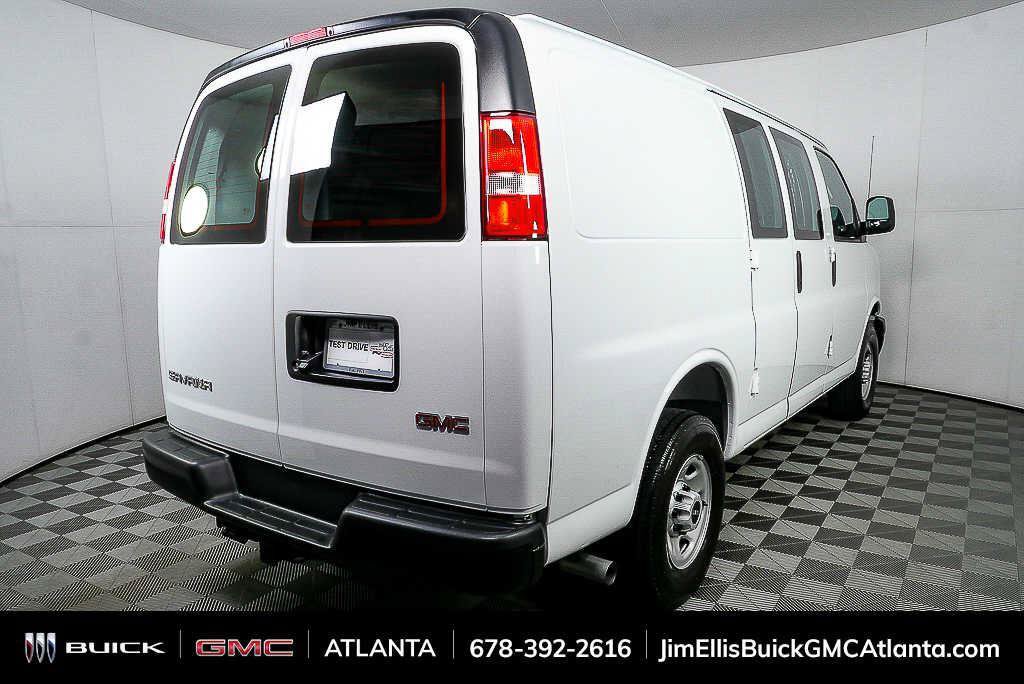 New 2025 GMC Savana 2500 w/ Driver Convenience Package RWD image 3