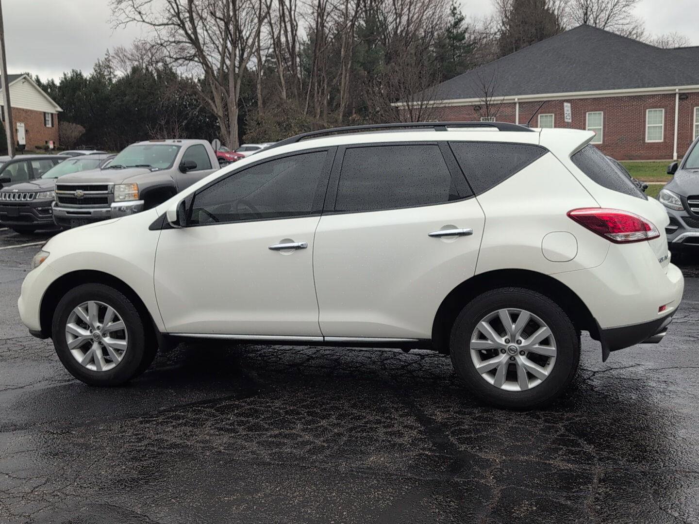 Used 2014 Nissan Murano SL w/ Navigation Package image 2