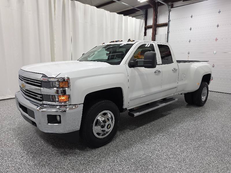 Used 2015 Chevrolet Silverado 3500 LTZ w/ LTZ Plus Package AWD/4WD image 11