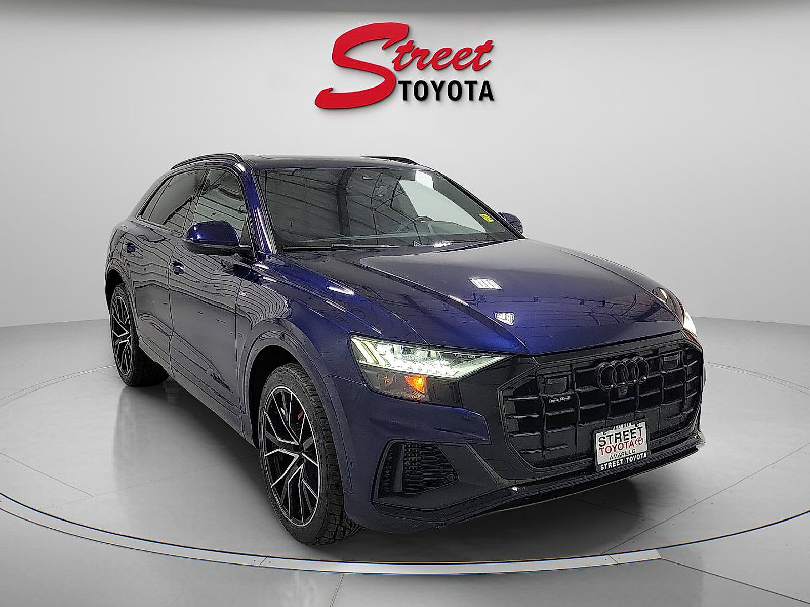 Used 2021 Audi Q8 Premium Plus w/ Premium Plus Package image 5