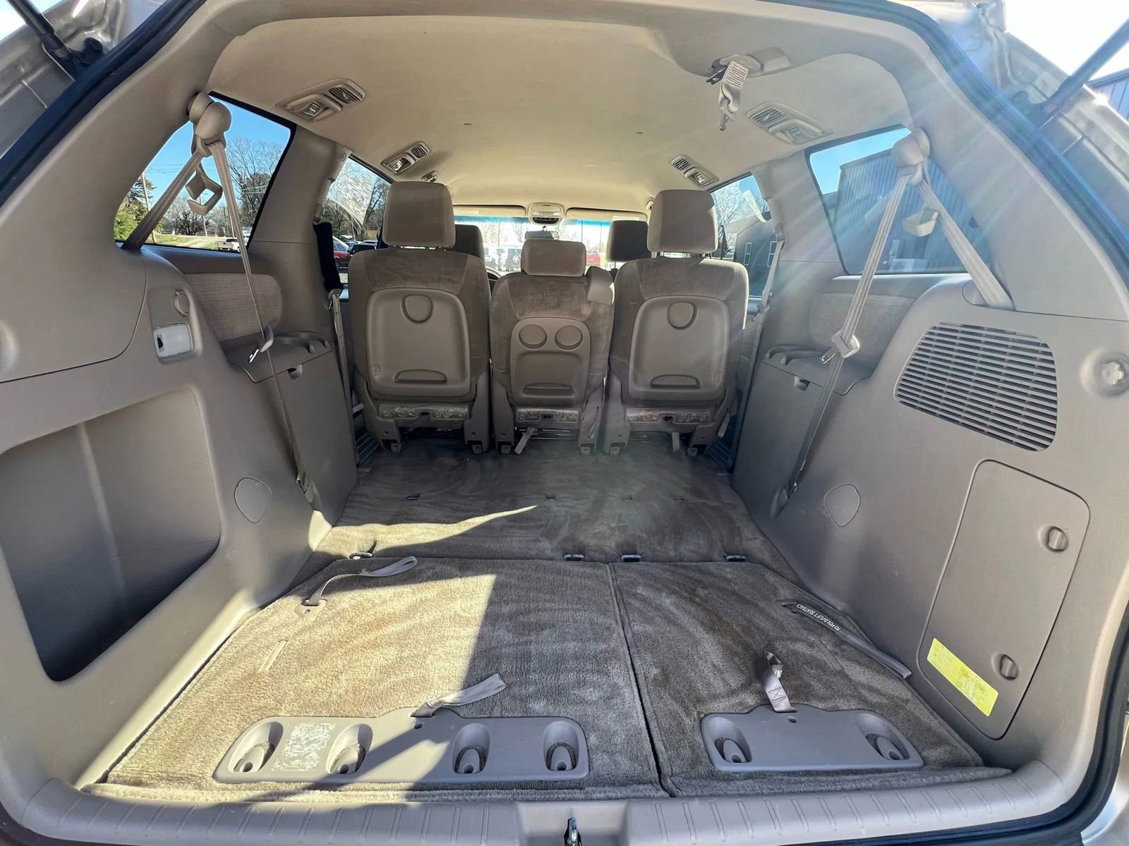 Used 2009 Toyota Sienna LE image 11