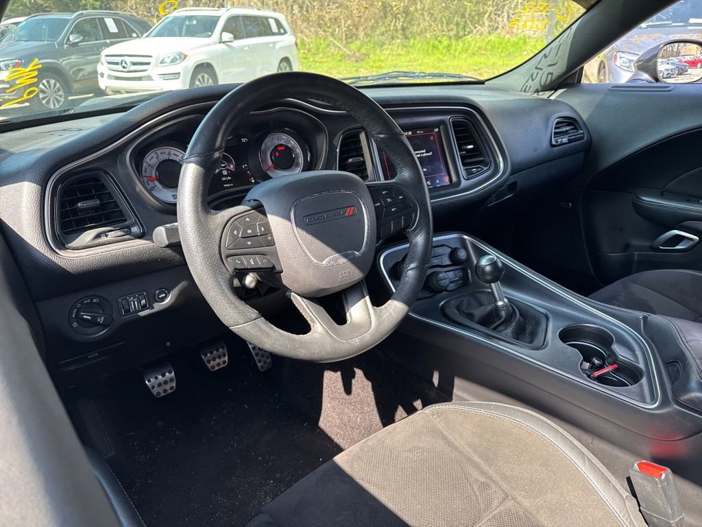 Used 2018 Dodge Challenger T/A RWD image 9