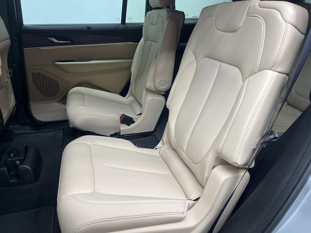 New 2025 Jeep Grand Cherokee L Limited w/ Luxury Tech Group II image 6