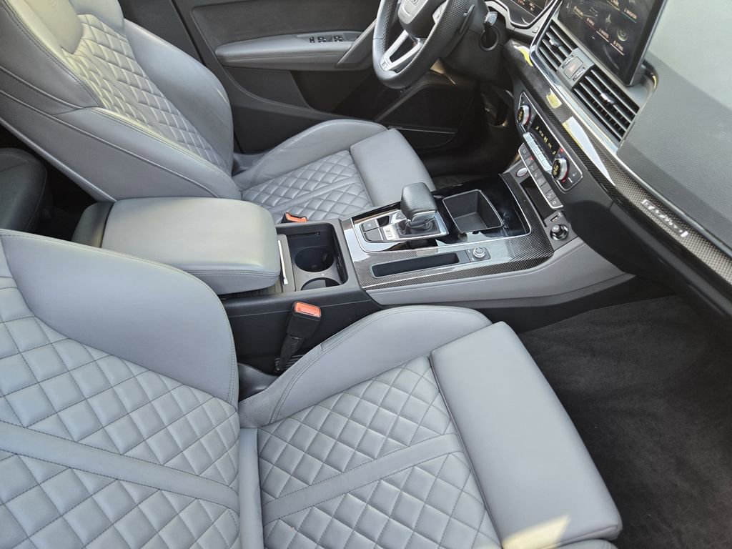 Used 2021 Audi SQ5 Prestige w/ Prestige Package image 17