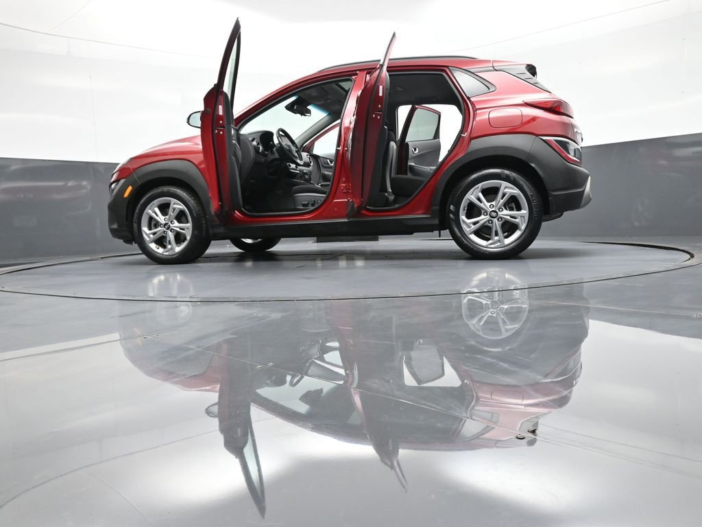 Certified 2023 Hyundai Kona SEL w/ Convenience Package AWD/4WD image 35