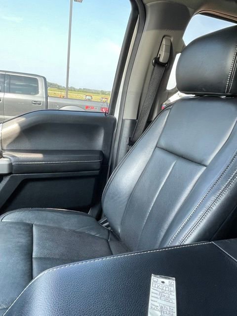 Used 2019 Ford F150 Lariat image 22