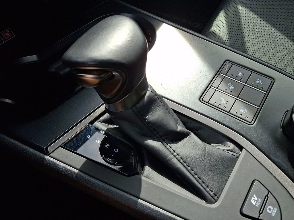 Used 2024 Lexus UX 250h AWD w/ Premium Package image 16