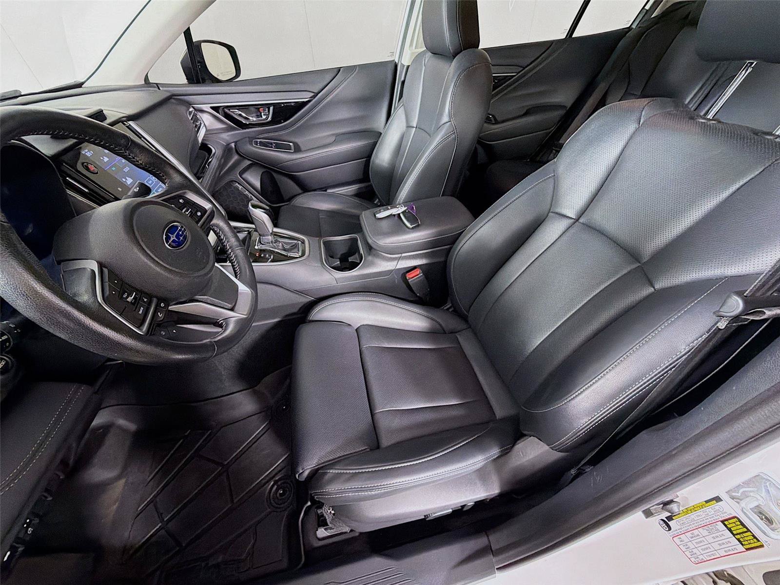 Used 2022 Subaru Legacy Limited AWD/4WD image 2