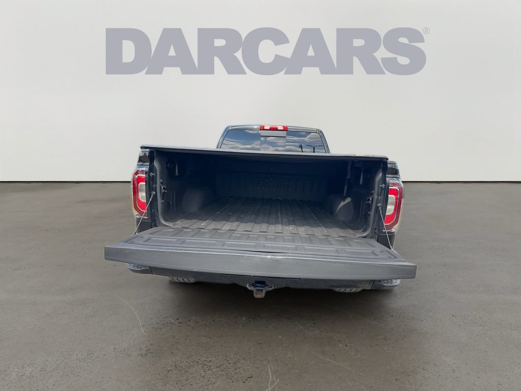 Used 2018 GMC Sierra 1500 SLT w/ All Terrain Package AWD/4WD image 9
