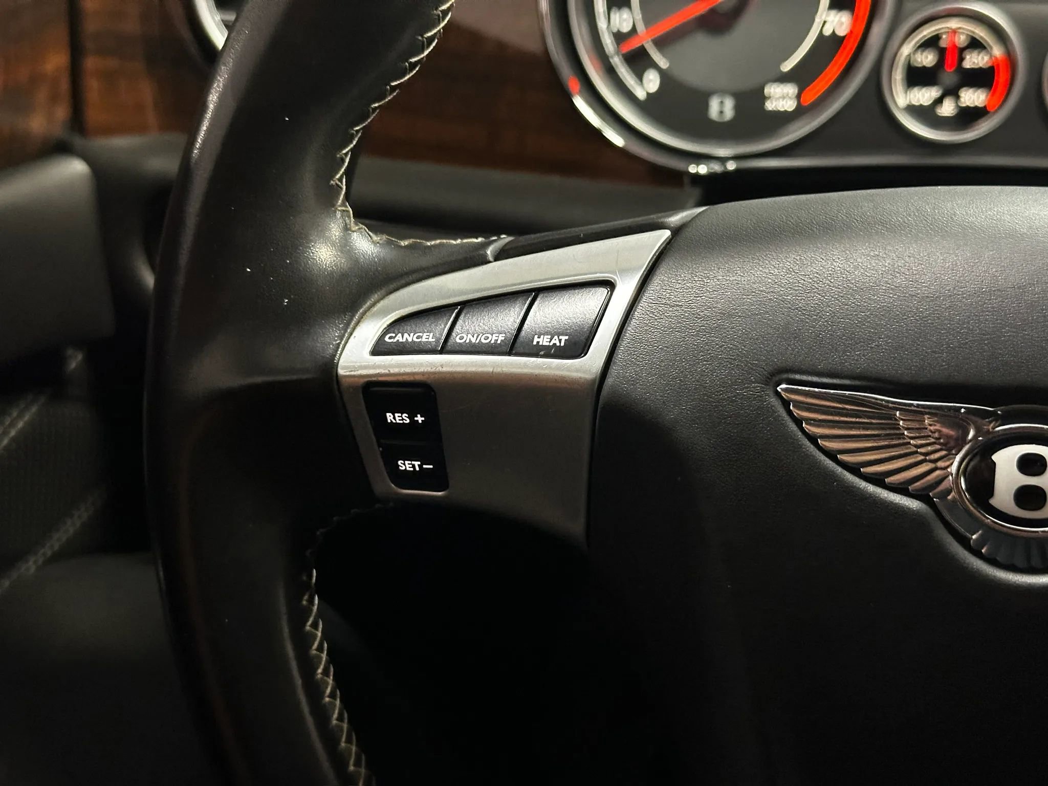 Used 2014 Bentley Flying Spur W12 AWD/4WD image 31
