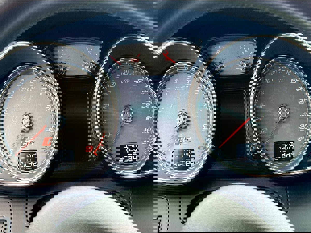 Used 2015 Audi R8 V8 image 12