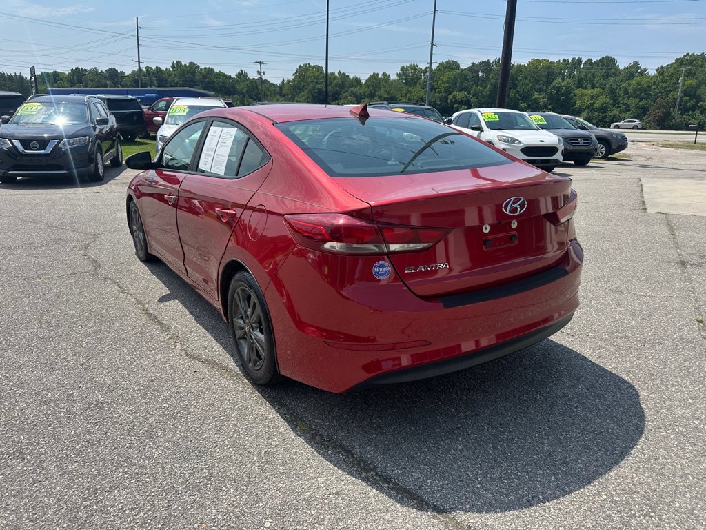 Used 2018 Hyundai Elantra SEL FWD image 3