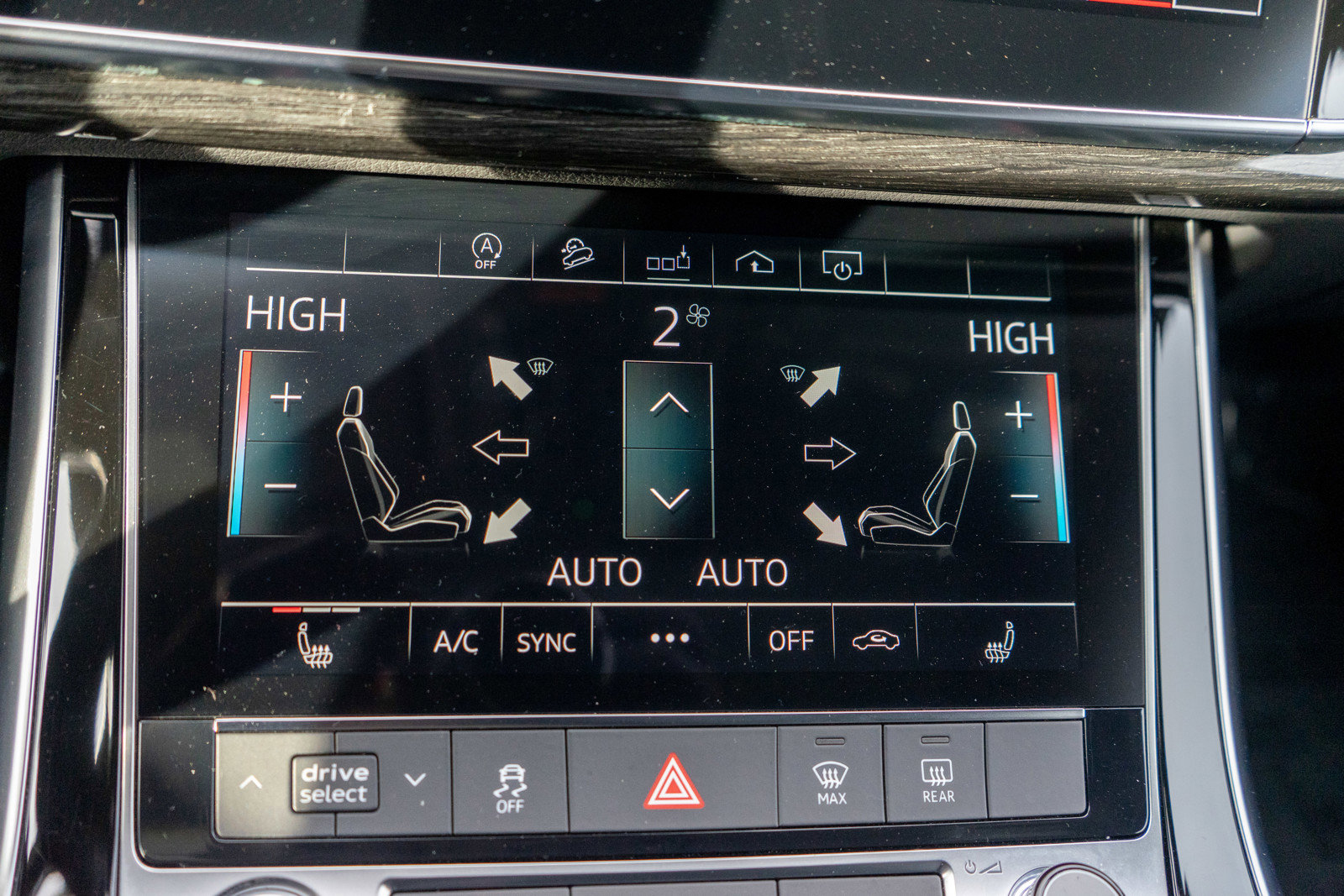 Used 2020 Audi Q7 2.0T Premium Plus w/ Premium Plus Package image 21