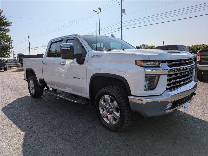 Used 2020 Chevrolet Silverado 2500 LTZ w/ LTZ Premium Package AWD/4WD image 9