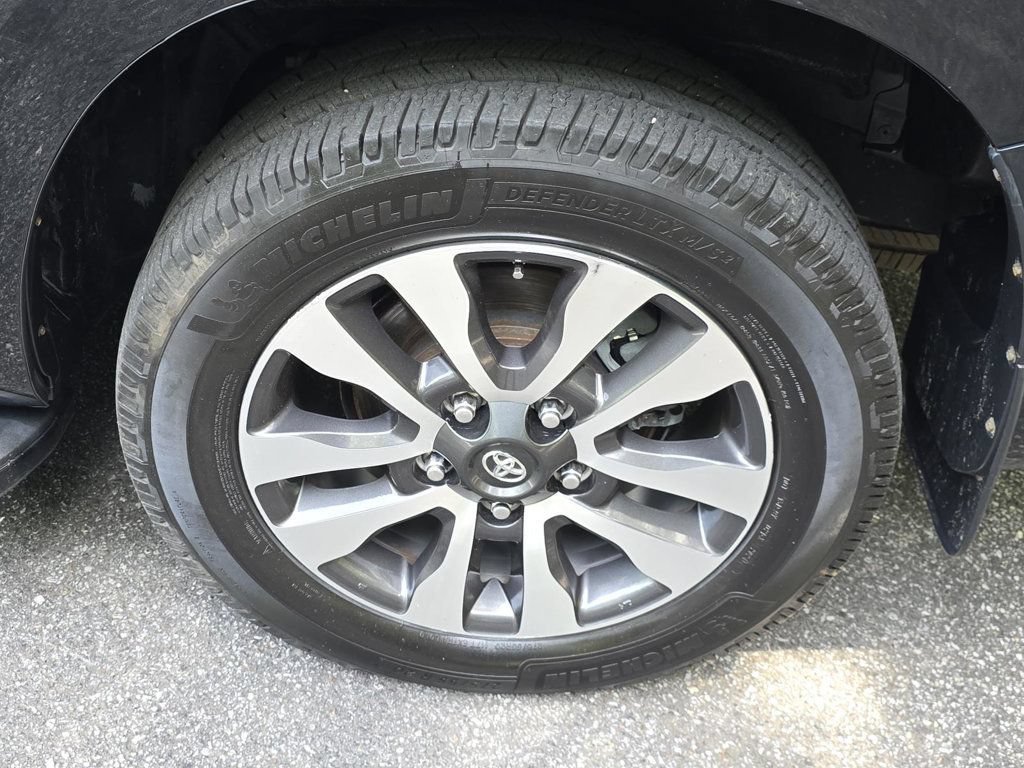 Used 2018 Toyota Sequoia Limited w/ Safety & Convenience Package RWD image 38