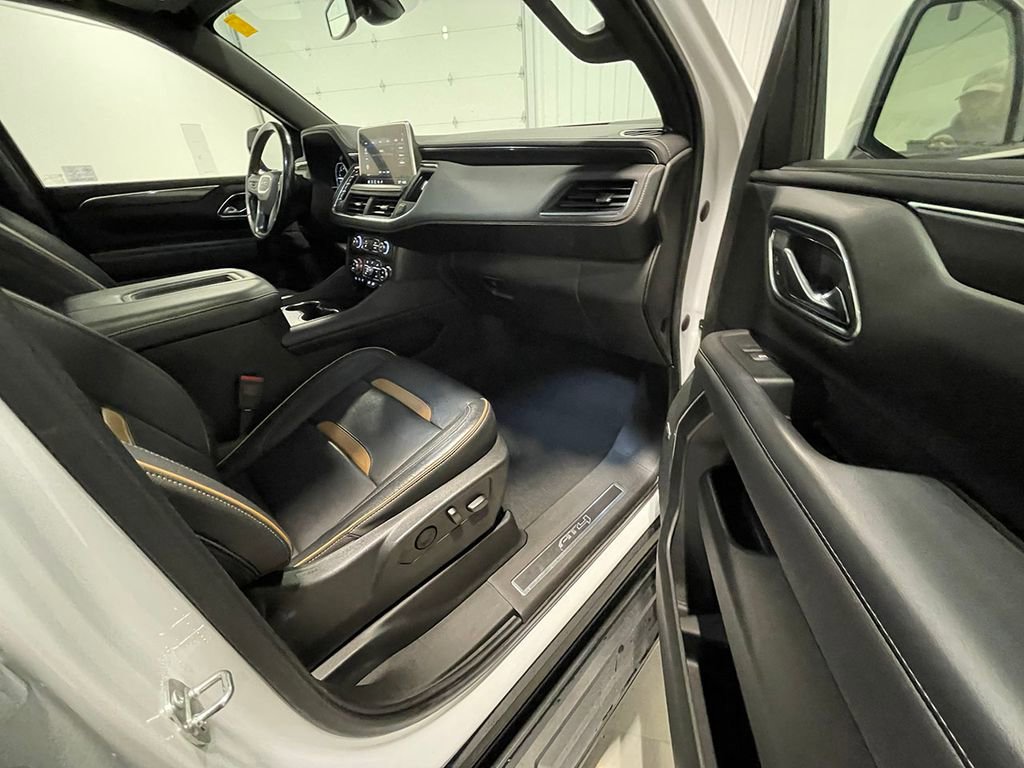 Used 2021 GMC Yukon AT4 image 30