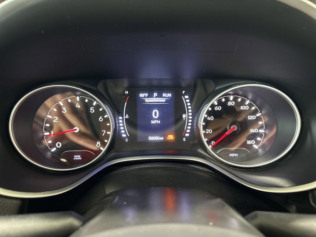 Used 2018 Jeep Compass Latitude w/ Cold Weather Group image 10