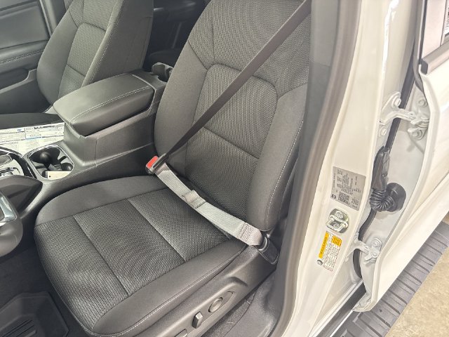 New 2026 GMC Canyon Elevation w/ Convenience Package RWD image 19