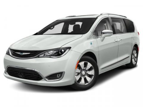 Used 2018 Chrysler Pacifica Limited w/ Advanced Safetytec Group